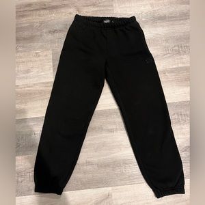 aritzia sweatpants